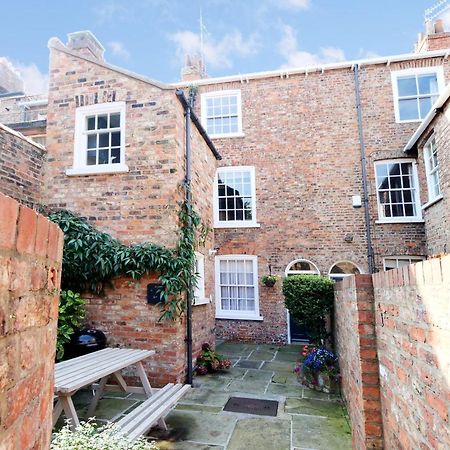 Villa Stodham House With Minster Views! York Exterior foto