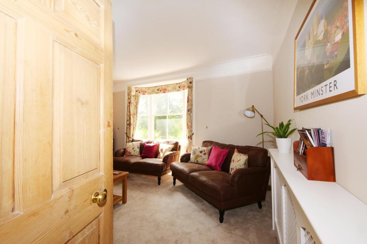 Villa Stodham House With Minster Views! York Exterior foto