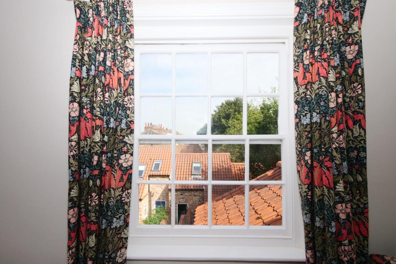 Villa Stodham House With Minster Views! York Exterior foto